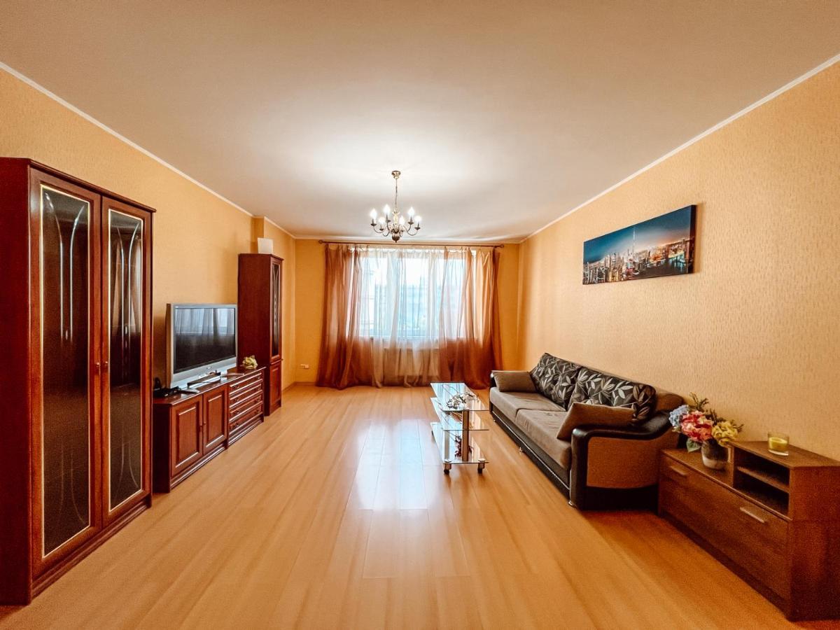 Cozy Apartments On The Left Bank Kiev Ngoại thất bức ảnh