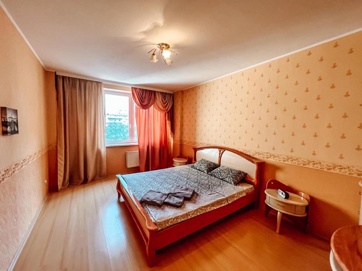 Cozy Apartments On The Left Bank Kiev Ngoại thất bức ảnh