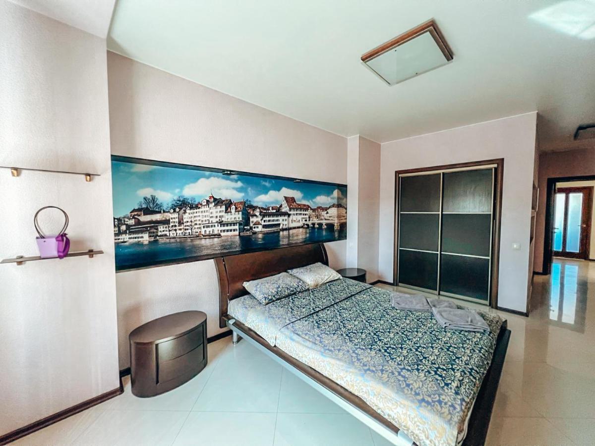 Cozy Apartments On The Left Bank Kiev Ngoại thất bức ảnh